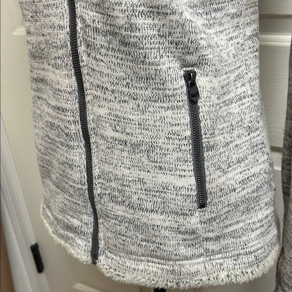 Kuhl Ascendyr Hooded Fleece Jacket with Pockets , Size XS, Ash gray, EUC - Picture 4 of 10